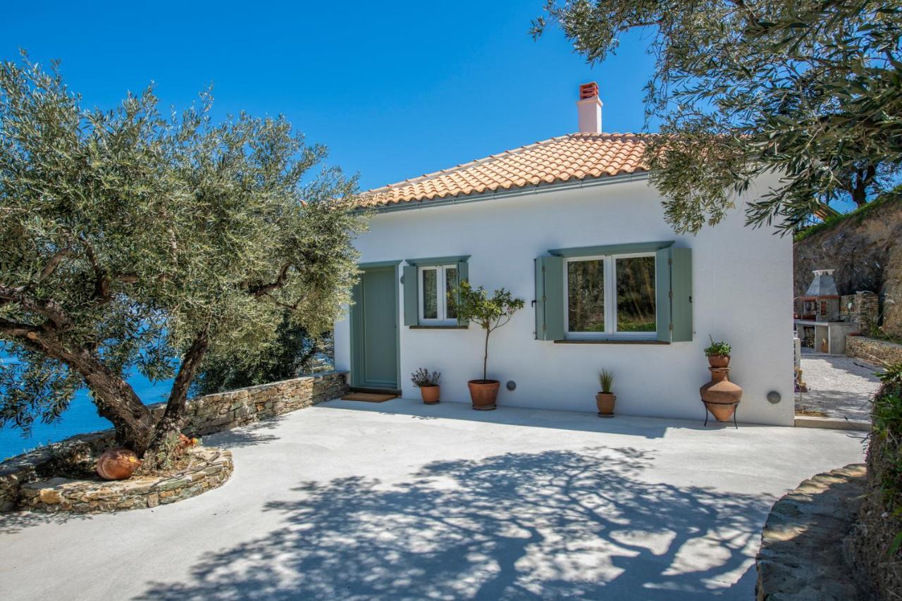 Avgi Villa Glossa Exterior photo
