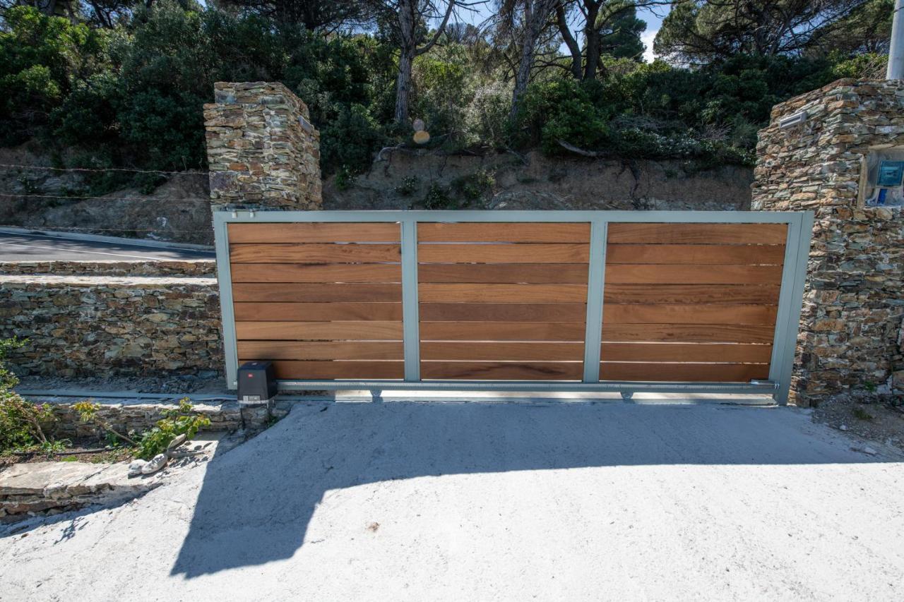 Avgi Villa Glossa Exterior photo